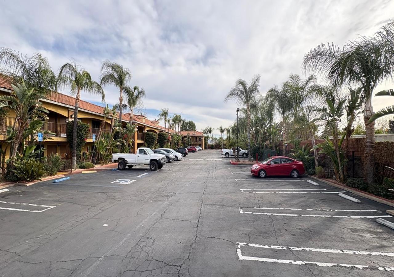 Quality Inn Hemet - San Jacinto Екстериор снимка