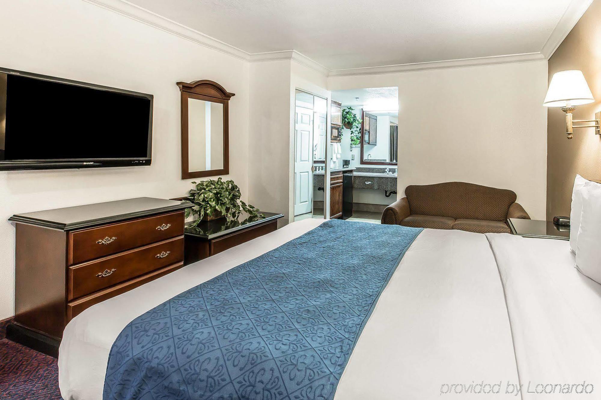 Quality Inn Hemet - San Jacinto Екстериор снимка